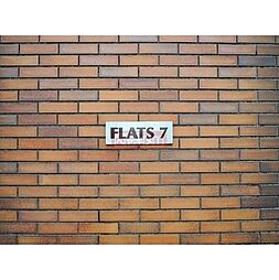 8 / 11