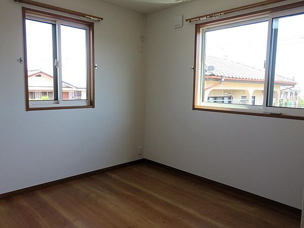 detached 栃木県下都賀郡壬生町大字壬生丁

地図を見る