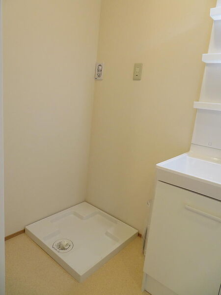 画像25:室内洗濯機置場です。