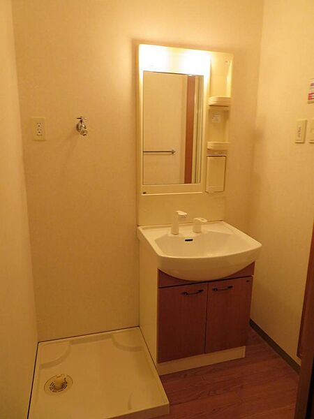 apartment 栃木県下野市石橋
石橋の賃貸情報を見る
物件地図