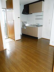 マロニエハイム 101 1階2DKのリビング/ダイニング