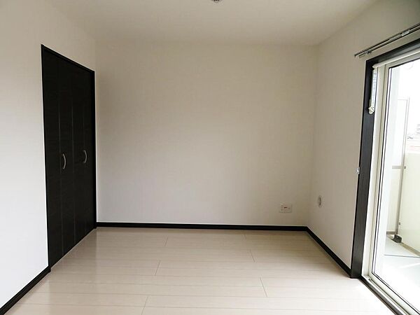 apartment 栃木県小山市三峯１丁目
三峯の賃貸情報を見る
物件地図