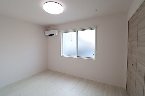 apartment 栃木県小山市花垣町１丁目
花垣町の賃貸情報を見る
物件地図