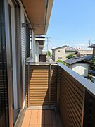 南向きバルコニーで日当たり良好。