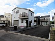 計５棟の一戸建てです。残り４棟です。