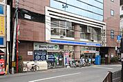 ローソン 川越駅東口店 739m