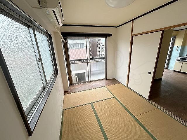 寝室