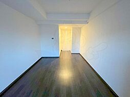 ファーストフィオーレ北大阪リアン 13階1Kのリビング/ダイニング