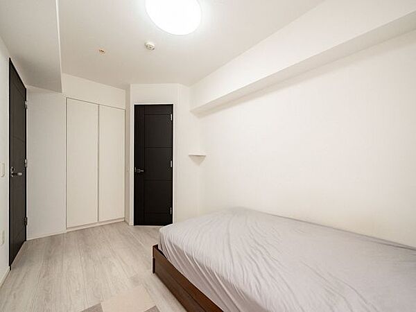 洋室を拡大表示