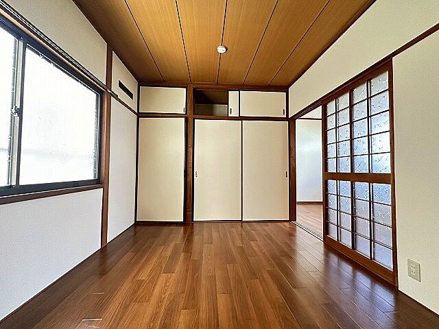 寝室