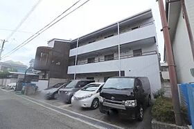 CUBE山手町  ｜ 大阪府吹田市山手町３丁目（賃貸マンション1DK・2階・27.13㎡） その1