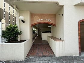 ユニライフ江坂2  ｜ 大阪府吹田市江坂町１丁目（賃貸マンション2LDK・11階・56.72㎡） その4