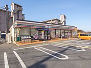セブンイレブン入間市野田店 徒歩10分。 740m