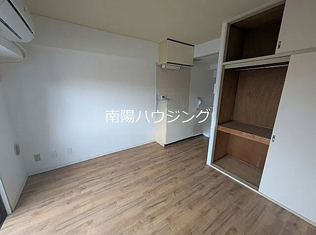 寝室