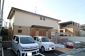 ラ・ペルーズ緑が丘 102 ｜ 兵庫県三木市緑が丘町西1丁目（賃貸アパート1DK・1階・33.63㎡） その1