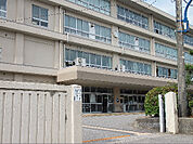 金沢市立額中学校（658m）