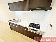 ■使いやすさとお手入れのしやすさを考えられた、長く快適に使い続けられる安心のシステムキッチン