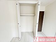 ■見せない収納で整理整頓もしやすく、空間全体をスッキリ保てる「クローゼット」