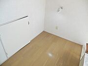 写真は205号室です。
