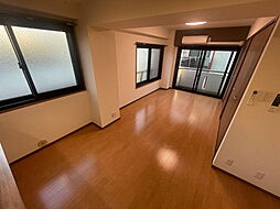 東急田園都市線 三軒茶屋駅 徒歩7分の賃貸マンション 3階ワンルームのリビング/ダイニング