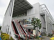 スーパー「オーケーストアまで320m」
