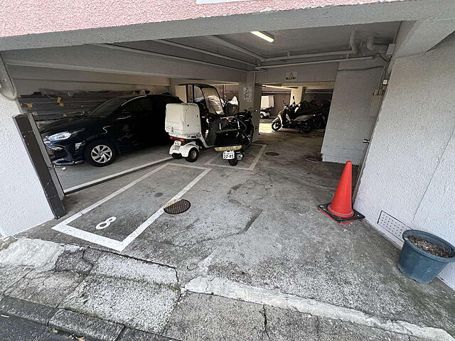 駐車場