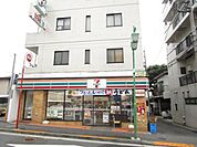 コンビニ「セブンイレブンまで430m」
