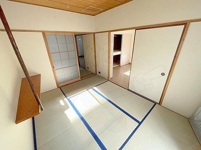 寝室