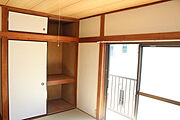 天袋のある押入付き