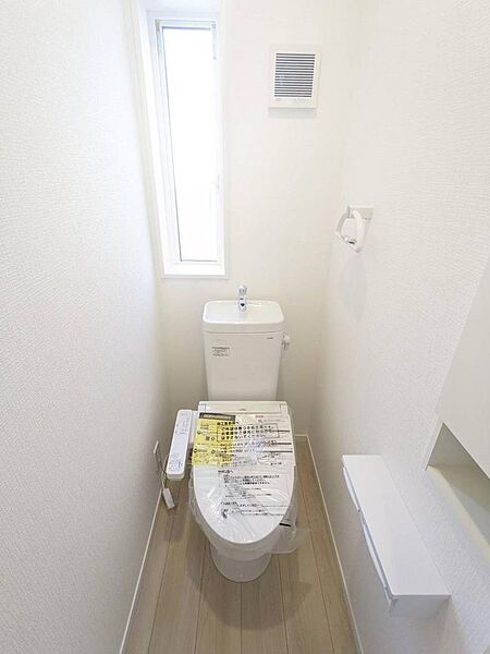 トイレを拡大表示