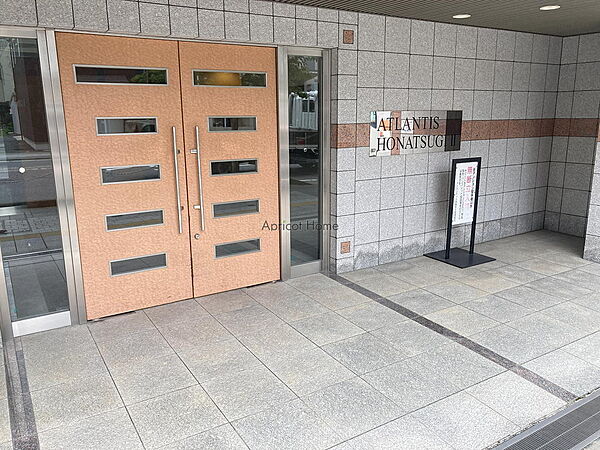 エントランスを拡大表示