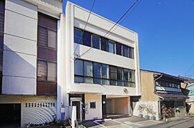 オンリーワンビル堀川  ｜ 石川県金沢市堀川町9-14（賃貸マンション1LDK・2階・39.87㎡） その1