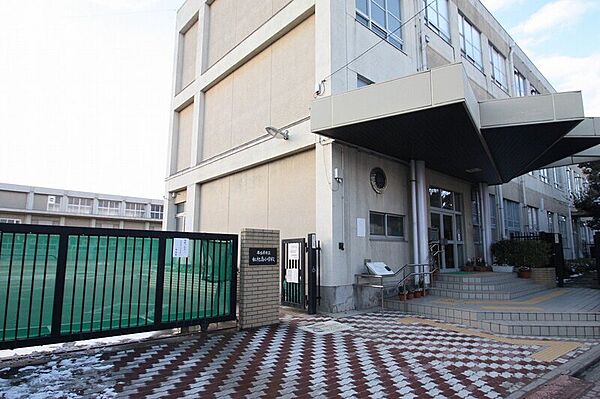 画像29:名古屋市立枇杷島小学校 362m
