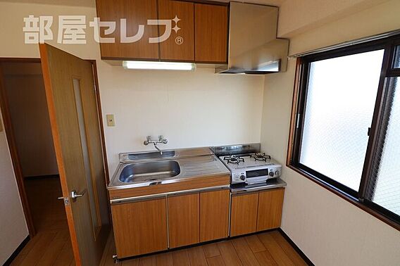 プチファミーユ_内装_1