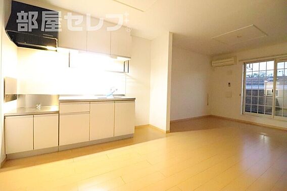 バロン栗島_内装_0