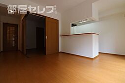 アーバンフジ 2階1LDKのリビング/ダイニング