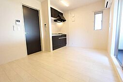 ローズテラス 2階1LDKのリビング/ダイニング