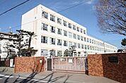 大野木小学校 267m