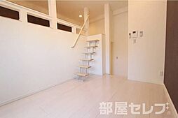 リヴェール 1階1Kのリビング/ダイニング