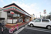 セブンイレブン北名古屋熊之庄店 245m