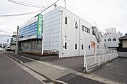 大垣共立銀行小田井支店 124m