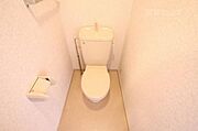 トイレットは通路側にございます
