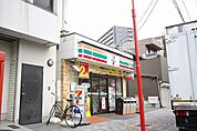 セブンイレブン名古屋徳川2丁目店 285m