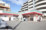 ローソンストア100大野木店 384m