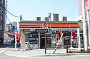 サークルK 地下鉄平安通店 200m
