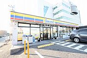 ミニストップ楠店 419m