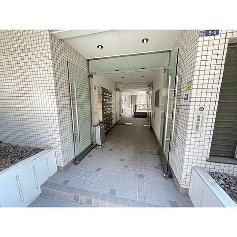 エントランス
