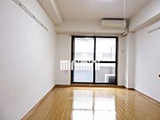 広々洋室。日当り良好です。