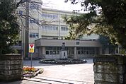 小学校「市立柏第三小学校まで550m」