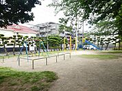 公園「神輿公園まで300m」